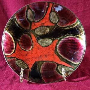 Abstract Red and Burgundy Handarbeid Balestrand Norge Enamel on Copper Dish #1